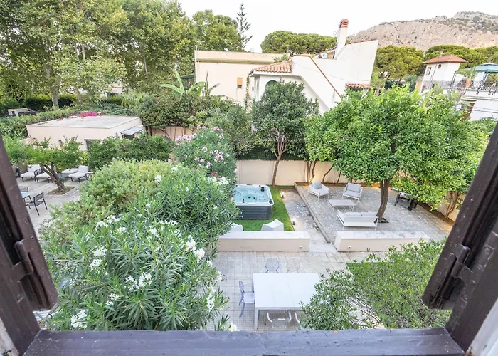 Aria Di Sale Villa Palermo